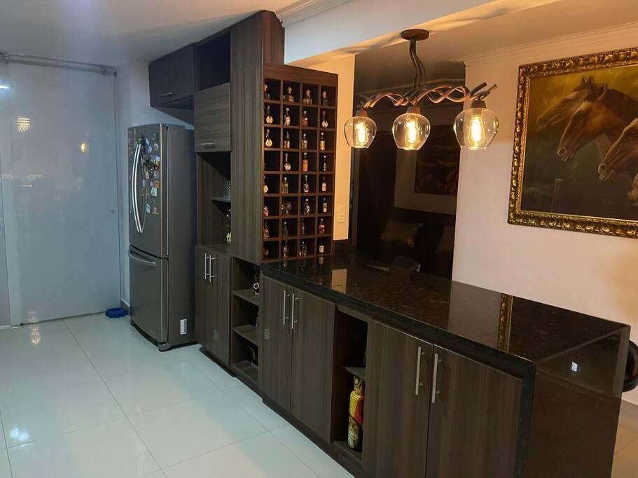 Hermoso Apartamento En El Barrio El Poblado De Medellin, Exclusivo Y Elegante Apartment Medellin