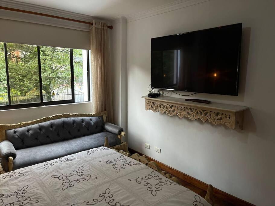 Apartment Hermoso Apartamento En El Barrio El Poblado De Medellin, Exclusivo Y Elegante